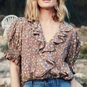 Doen Floral Ruffle Blouse - like new. Size XS.